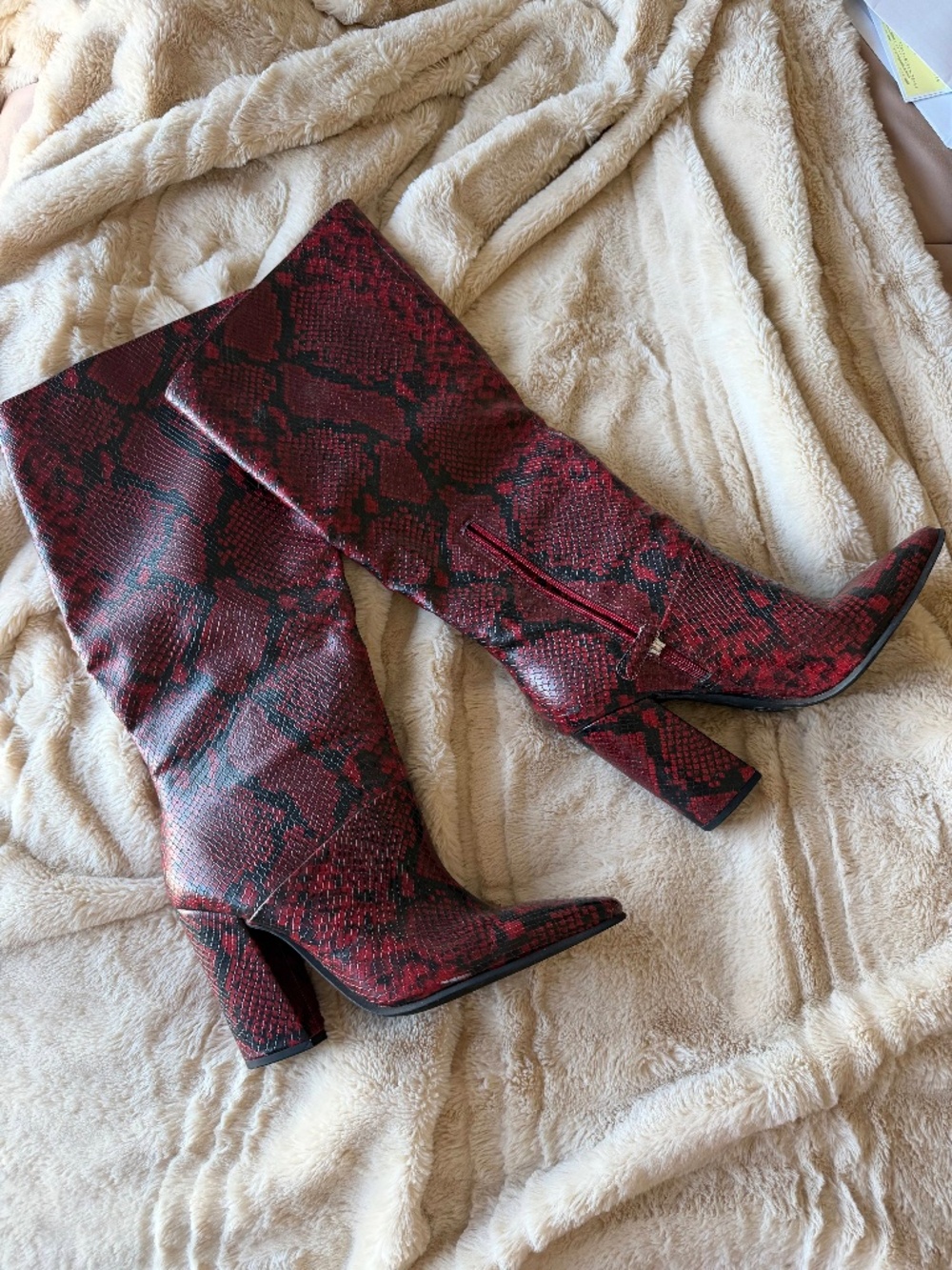 JLO Jennifer Lopez Red Snakeskin Knee-High Pointed Toe Boots 8.5